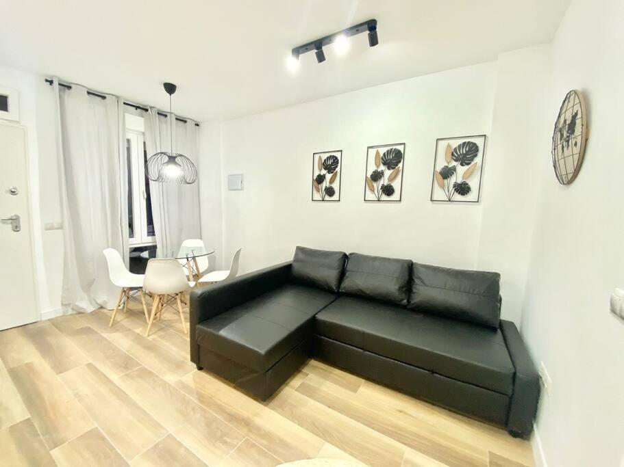 Apartment Rio Amparo Usera *